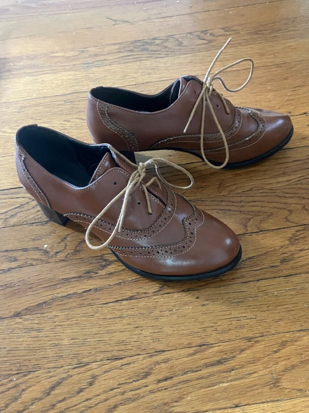 Oxford heels, Sz 39 / 8.5
